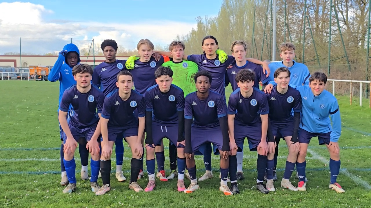 FC Bezannes 2050 U18 — champions